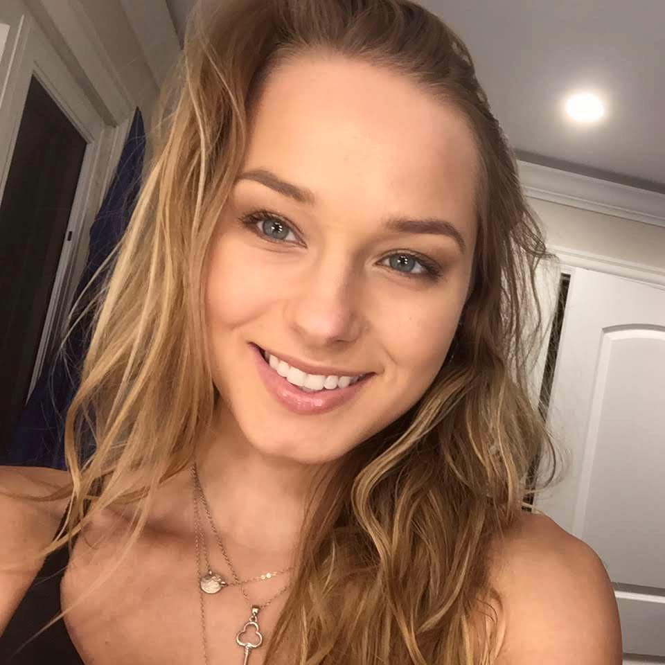 Diana Obniski, artist from US