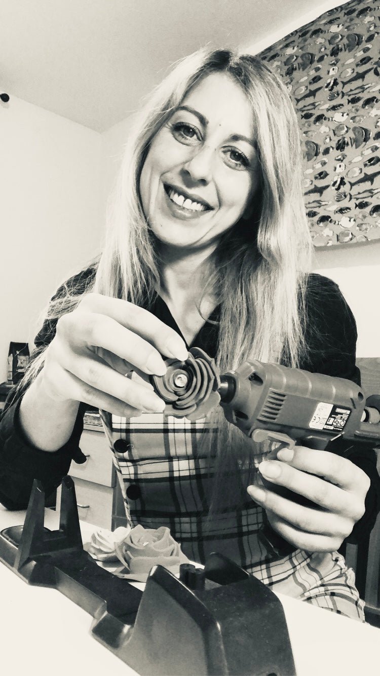 Rosmery, Resin Artist - @rccreationsireland21