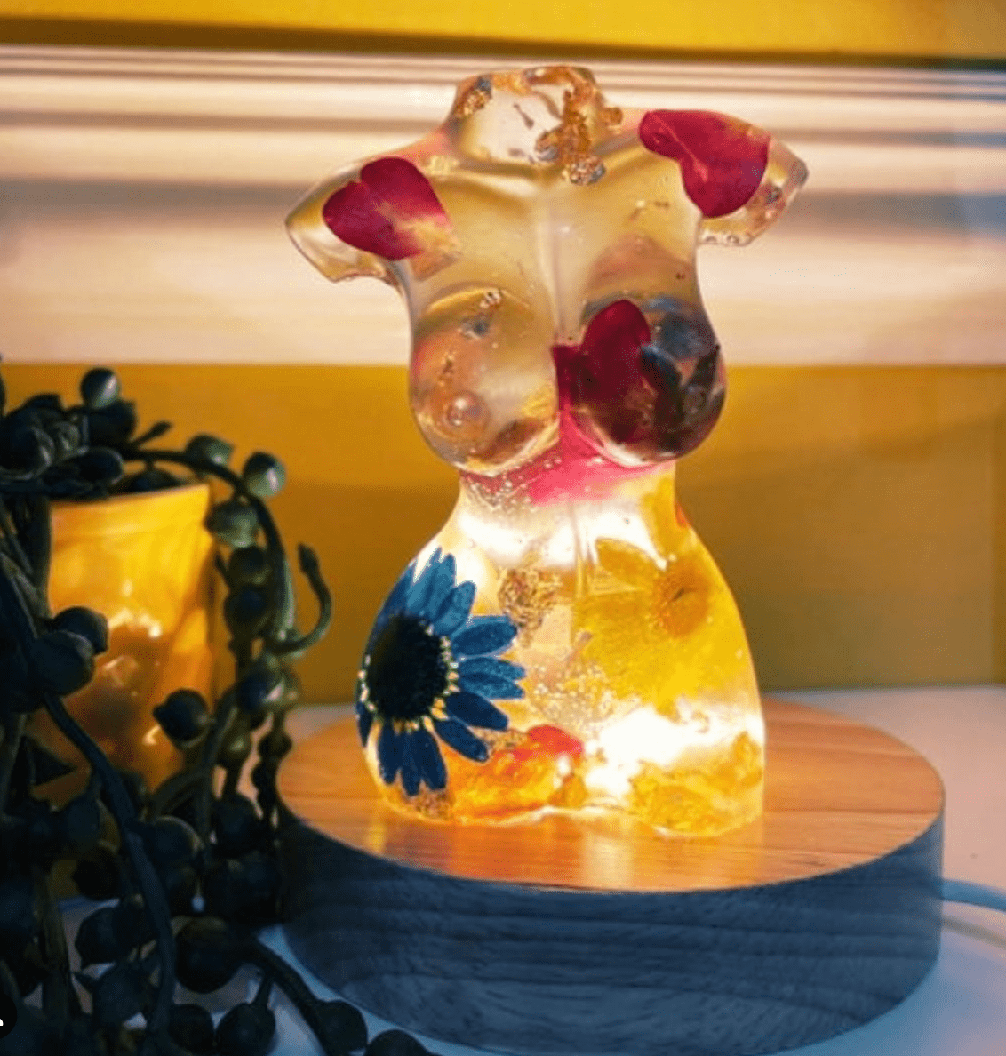 How To Put Lights In Your Epoxy Resin Projects?