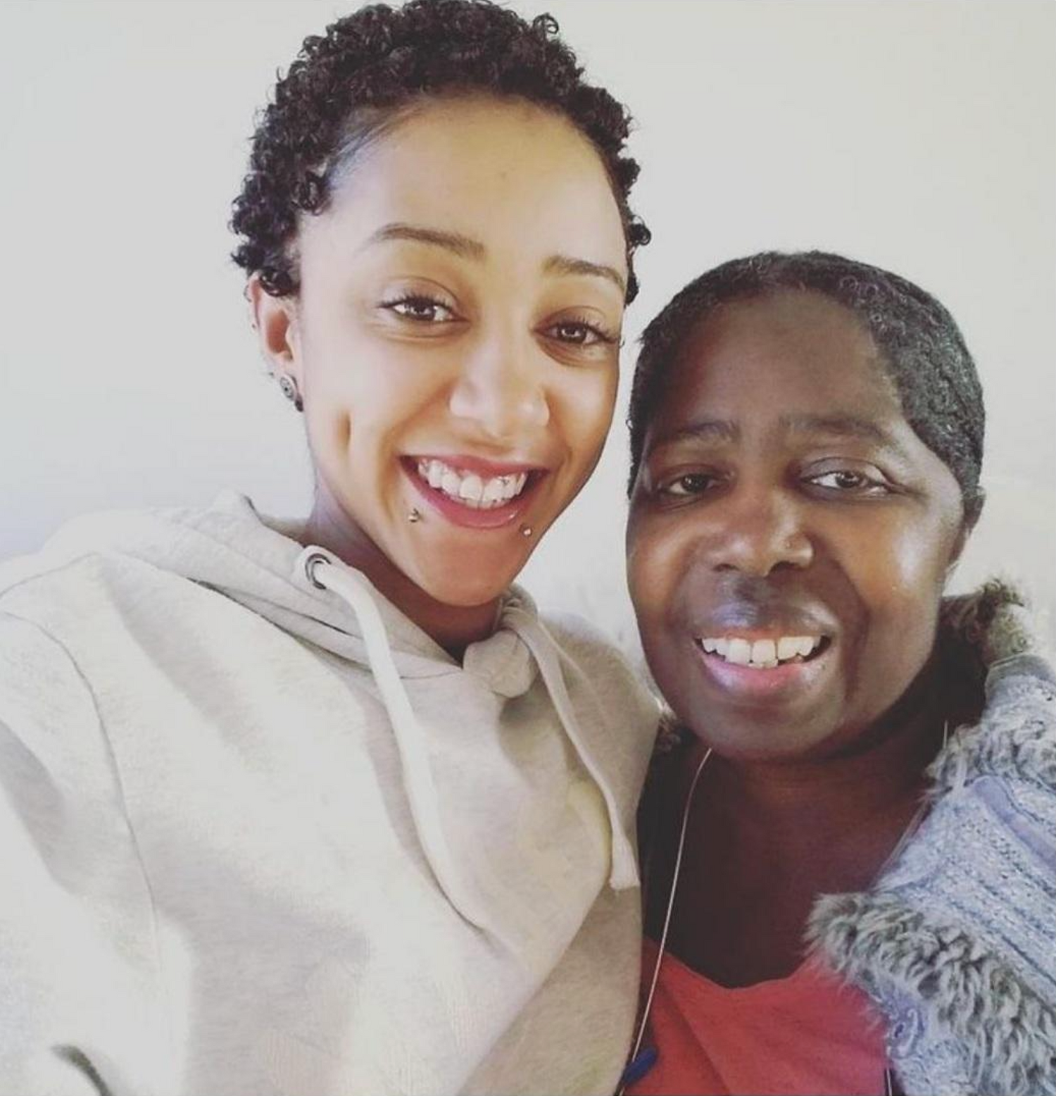 Mummy & Mi - Proving Through Resin Art That Disabilities Have No Limits!