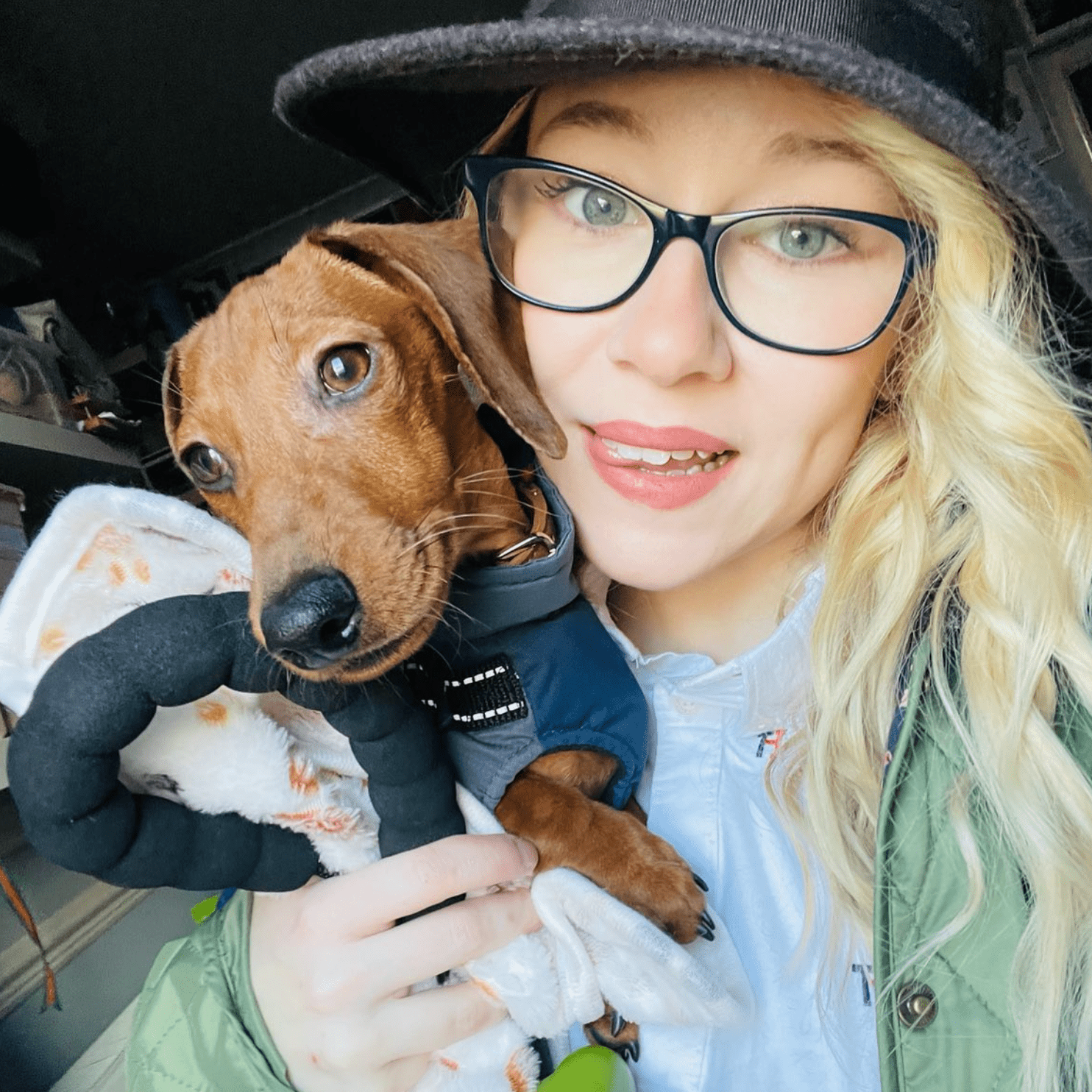 Chrissy, Resin Artist & Craft Resin Ambassador Manager - @standtogetheruk