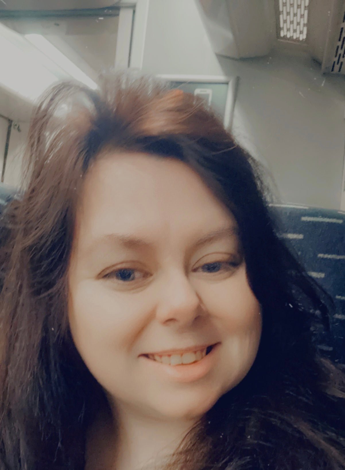 Sophia Picknell, Resin Artist - @SAJCreationUK